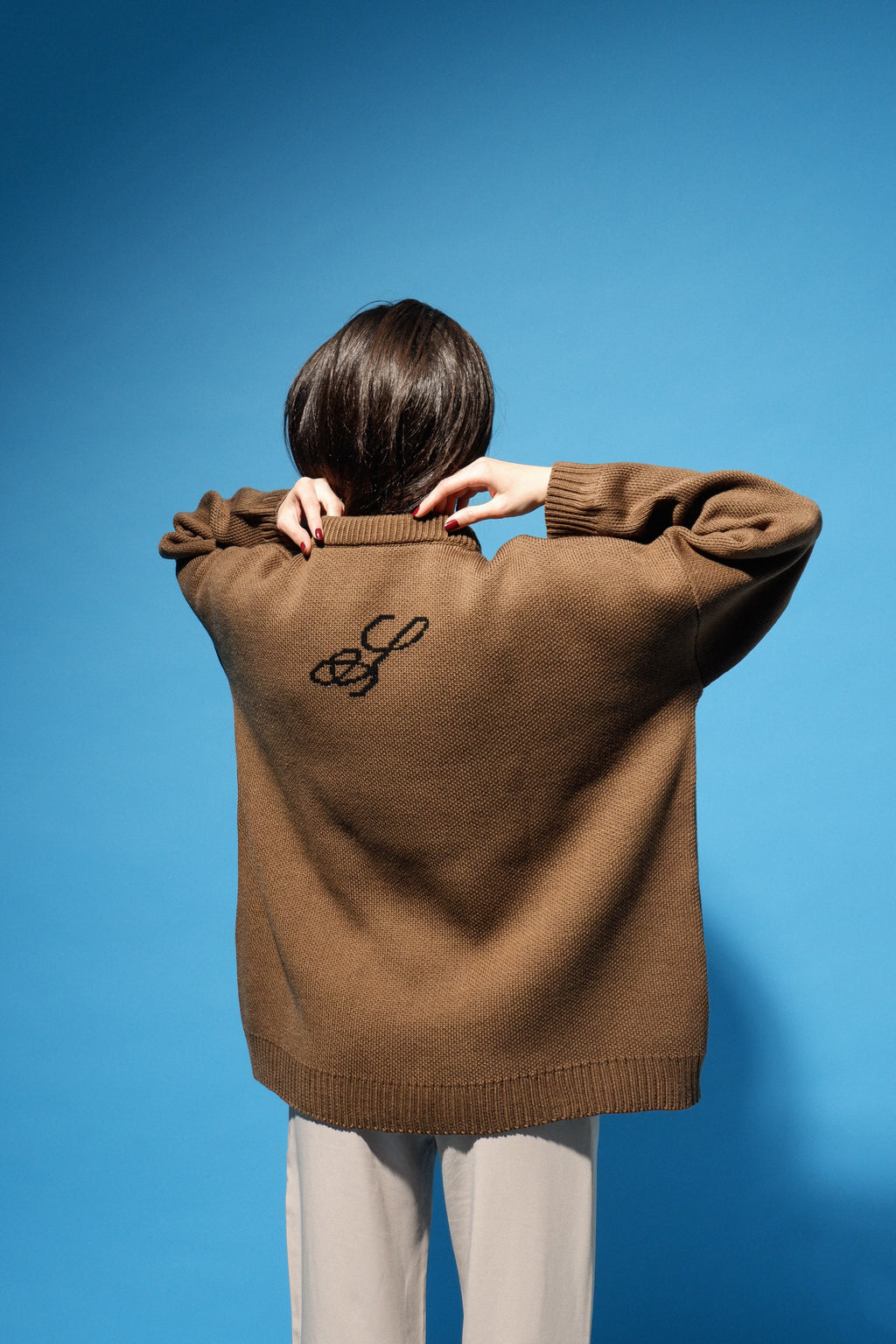 WEEPING KNIT CREWNECK